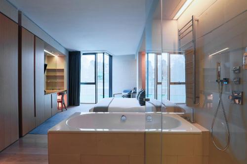 Club Deluxe Room