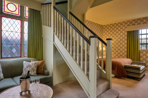 River View Signature Suite