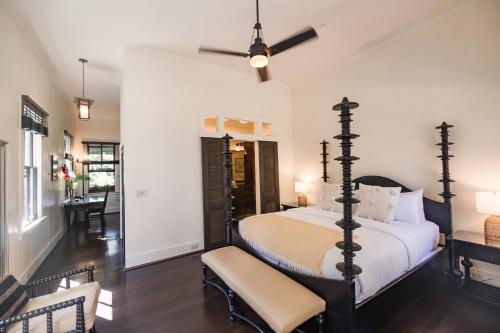  King Suite with Partial Ocean View