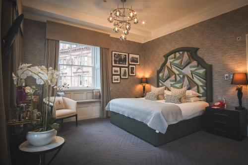 Castle View Room