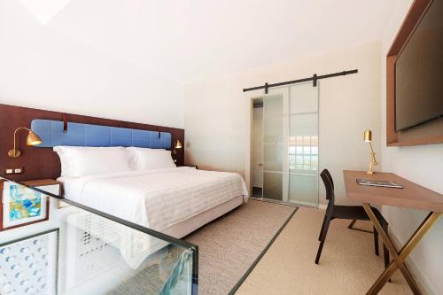 Duplex Suite with Terrace Beach Front