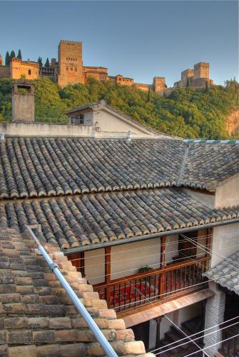Double Room with frontal Alhambra view