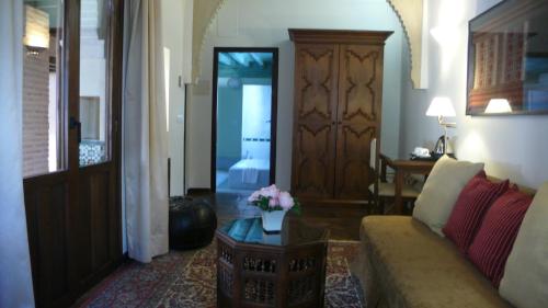 Deluxe Double Room with lateral Alhambra view