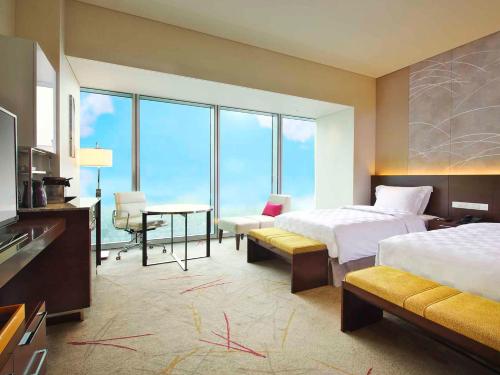 Deluxe Twin Room with Extra Bed - Non-Smoking