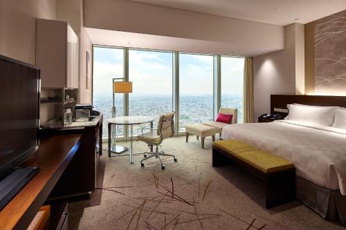 Deluxe King Room - Non Smoking