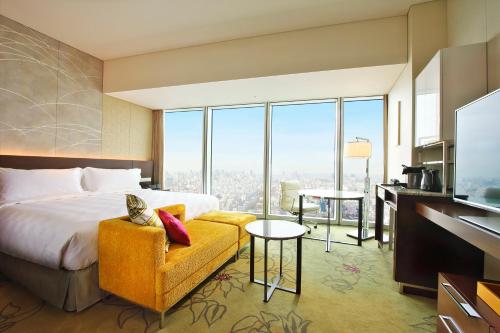 Deluxe King Room - Non Smoking
