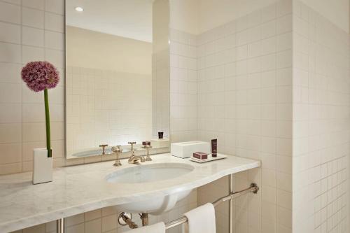 Executive Double Suite with Two Double Beds