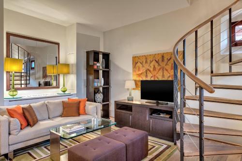 Tower Suite, 1 Bedroom Penthouse Suite, 1 King, Skyline view