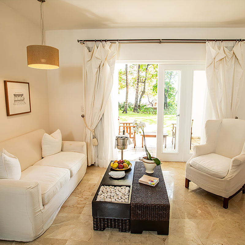Junior Suite Lanai Ocean Front