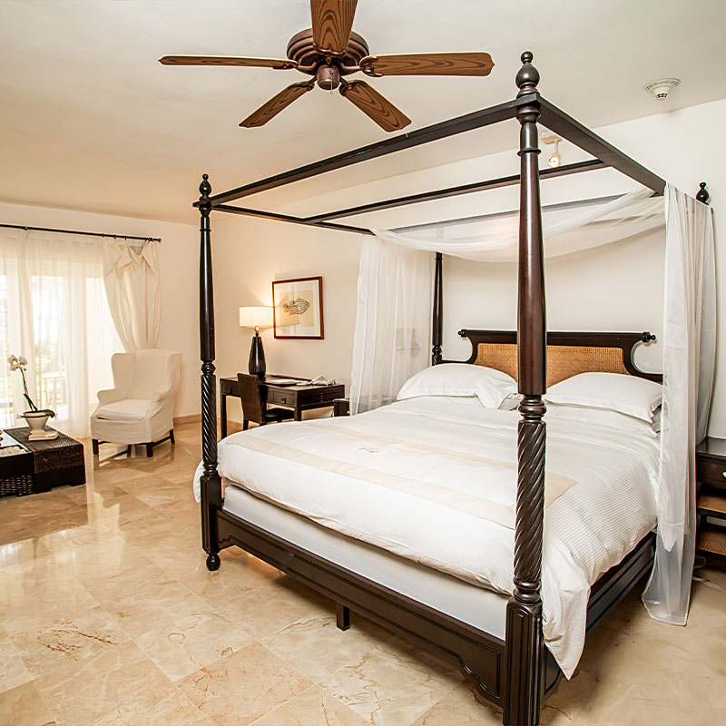 Junior Suite Lanai Ocean Front