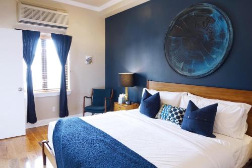 One-Bedroom Suite with Balcony & City View