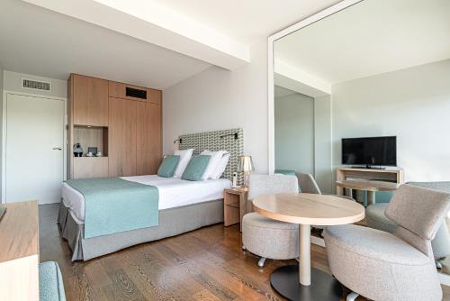 Superior Double Room with Park View