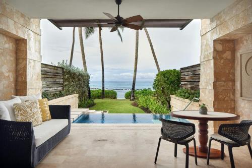 East Beach King Room with Plunge Pool – First Floor