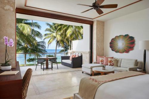West Beach King Room with Balcony – Second Floor