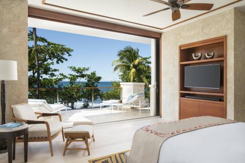 East Beach Two-Bedroom Suite - Rooftop Floor