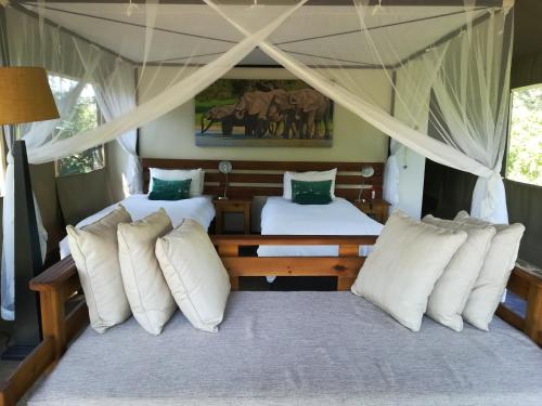 Khoka Moya Luxury Tent