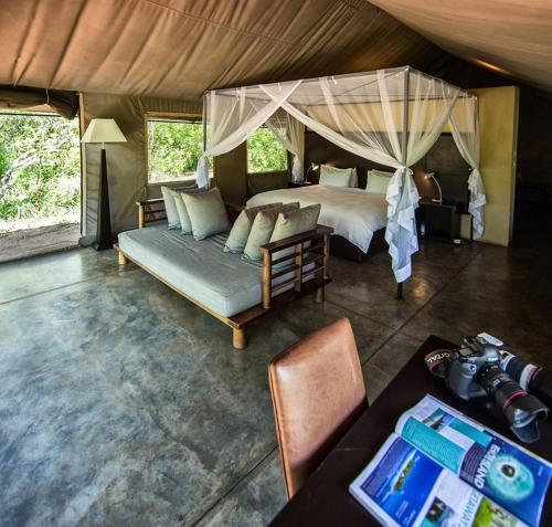 Khoka Moya Luxury Tent