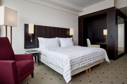Superior King Room 