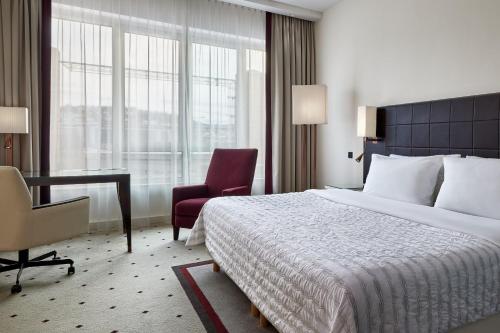 Superior King Room 
