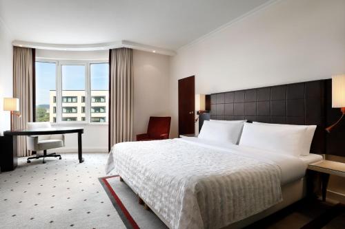 Superior Queen Room