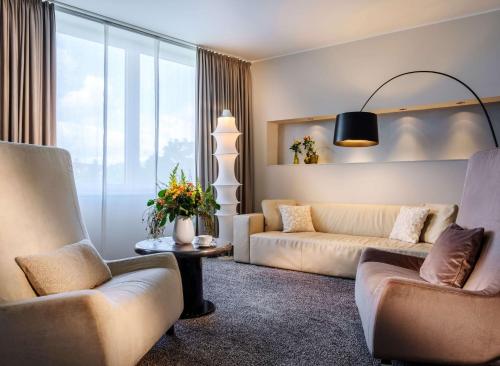 Superior King Suite