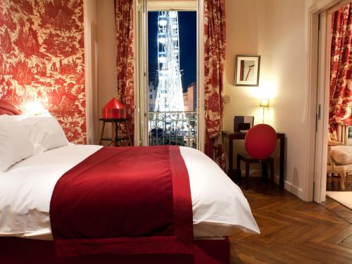 Junior Double Suite with City View