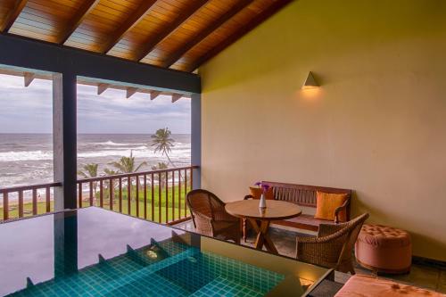 Themed Suite with Plunge Pool