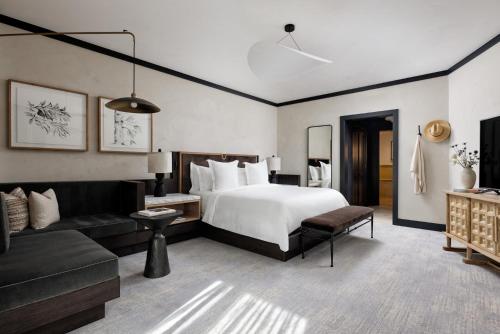 Crestone One Bedroom Suite