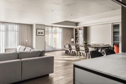 The Woods Five-Bedroom Residence 