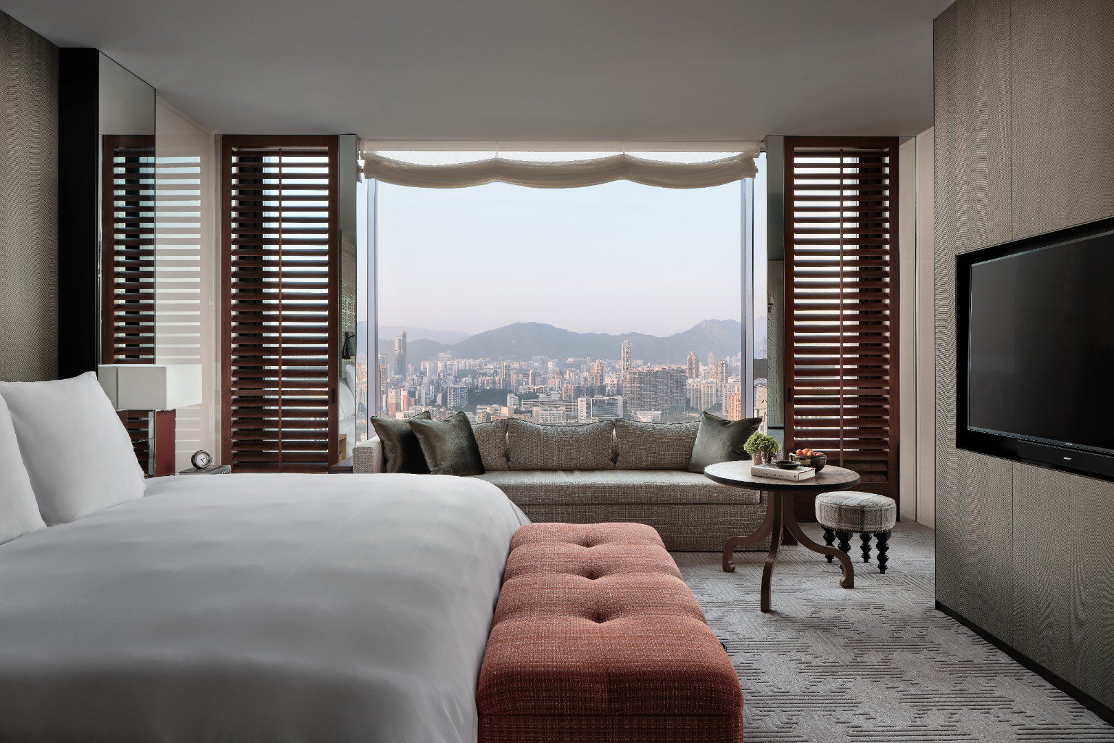 KOWLOON BAY VIEW SUITE