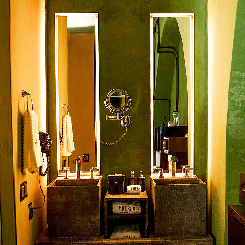 Standard Room (Noisy Room)