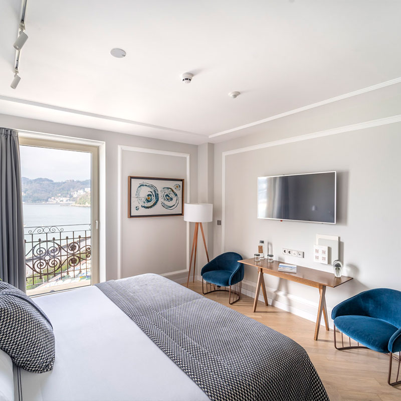 Double Privileged Sea View