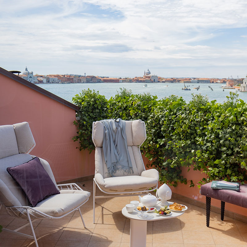 TopFloor Suite Panoramic Lagoon terrace