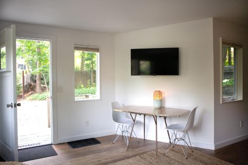 King Room with Balcony