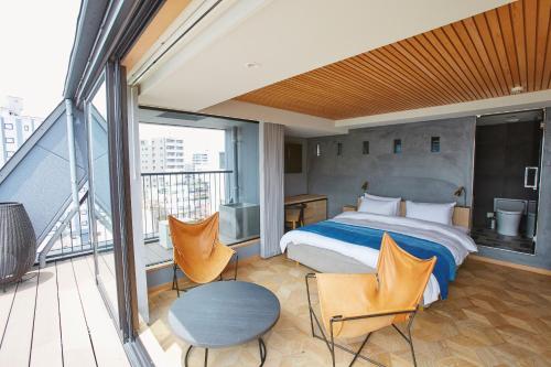 King Room with Terrace