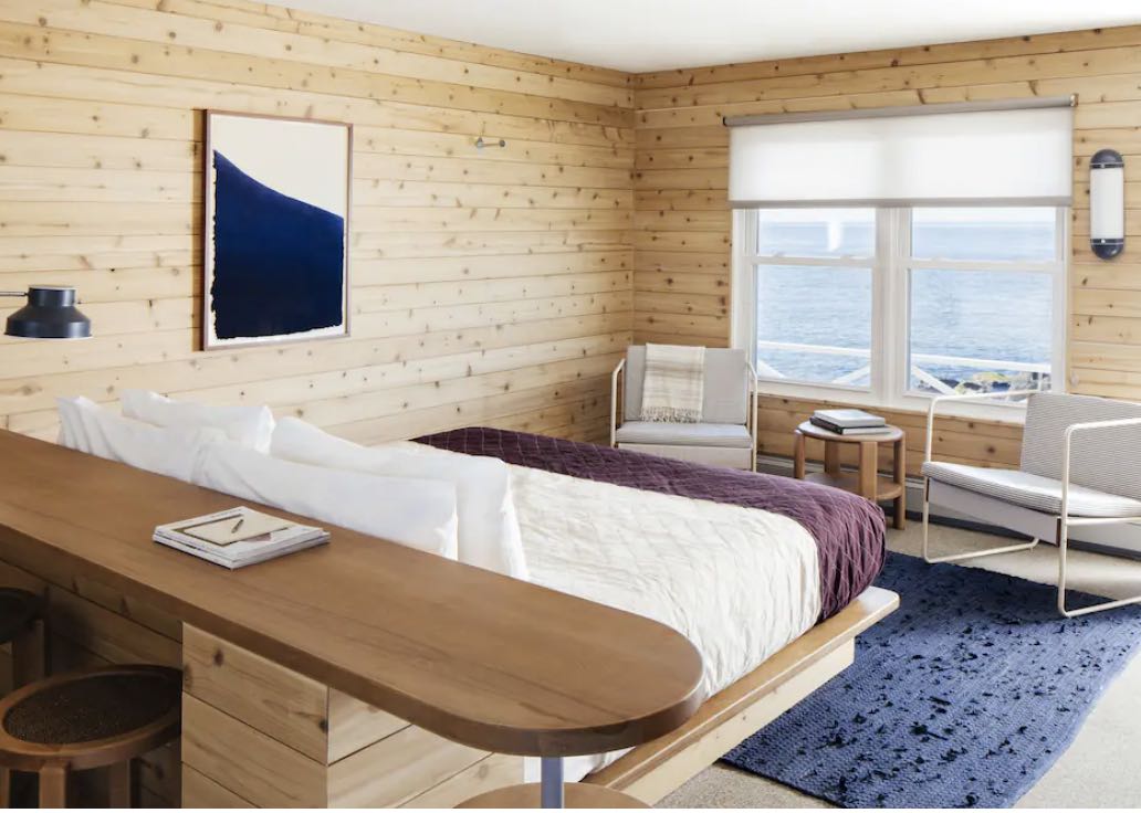 Deluxe Room, 1 King Bed, Ocean View