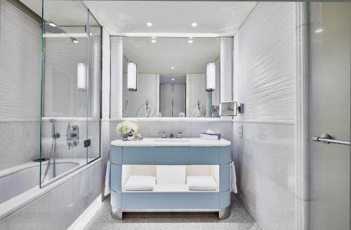Premium Twin Room with Sea View