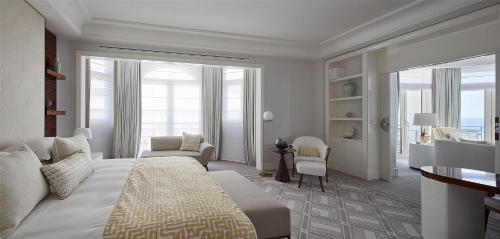 Prestige King Suite with Sea view
