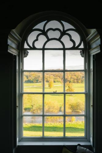Manor House Executive, Guest room, 1 King, River view