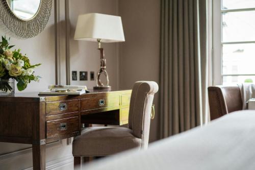 Hunters Yard, Guest room, 1 King, Garden view