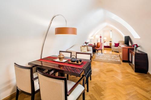 Monastery King Suite