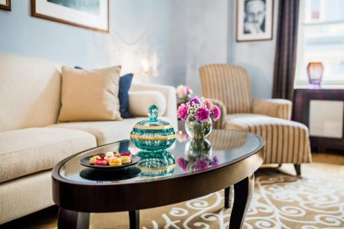 Moser Crystal Suite