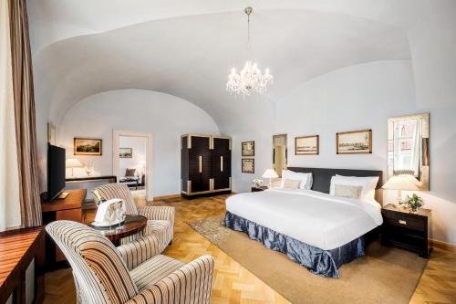 Heritage Suite