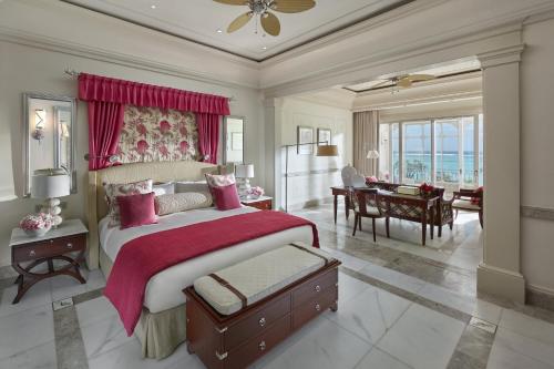 Two Bedroom Suite with Sea View