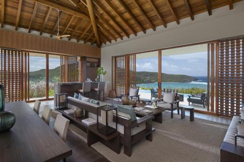 Three Bedroom Patio Villa with Studio