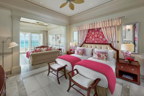 One Bedroom Ocean View Suite Twin