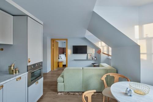 One-Bedroom Suite with Sofa Bed