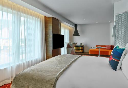 Wow Suite 1 King
