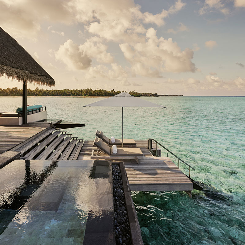 Grand Water Villa with Pool 