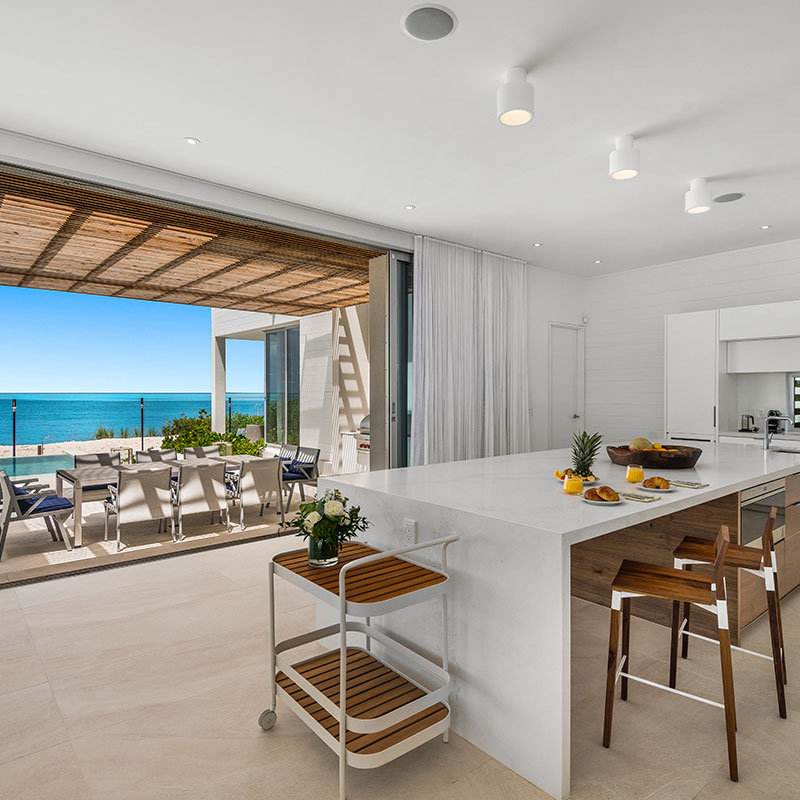Grace Bay 5 Bedroom Beachfront Villa 